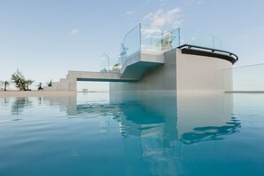 Rooftop pool