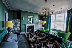 Master Bed Room