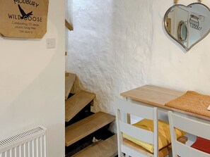 Dining Area | Fisherman’s Cottage, Barbican, Plymouth
