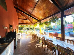 Outdoor dining