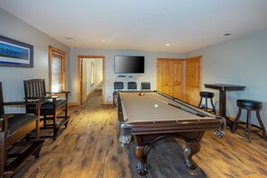 Spielezimmer