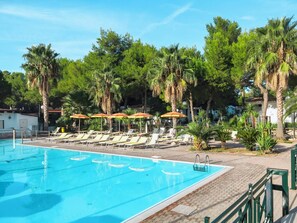 Schwimmbad, Eigentum, Resort, Freizeit, Grundeigentum, Urlaub, Gebäude, Haus, Hotel, Baum