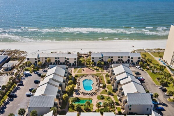Ariel view of Largo Mar