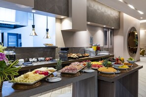 Buffetaamiainen