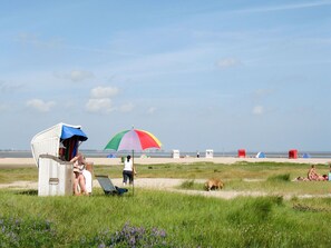 Wasser, Himmel, Azurblau, Blau, Natürliche Landschaft, Berg, Strand, Wind Wave, Horizont, Landschaft