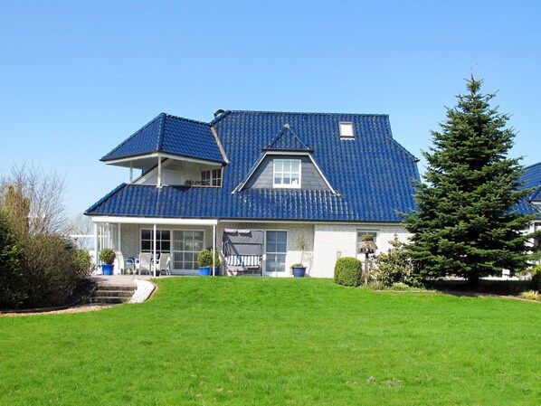 Zuhause, Eigentum, Haus, Dach, Grundeigentum, Gebäude, Estate, Grundstueck, Hütte, Die Architektur