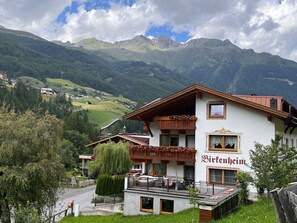 Cloud, Plant, Building, Sky, Mountain, Property, Window, Nature, Natural Landscape, House