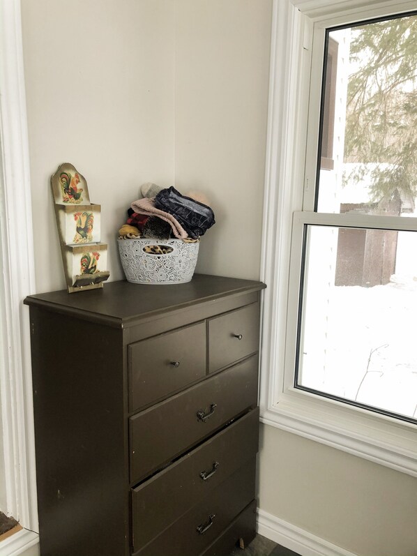 Front Entrance with dresser
