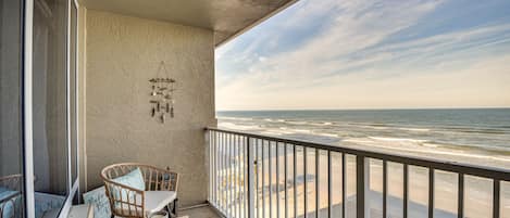 Daytona Beach Vacation Rental | 2BR | 2BA | Step-Free Access Via Elevator