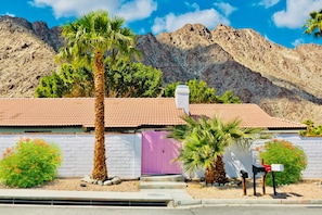 Leave the city behind and head to our gorgeous desert location.