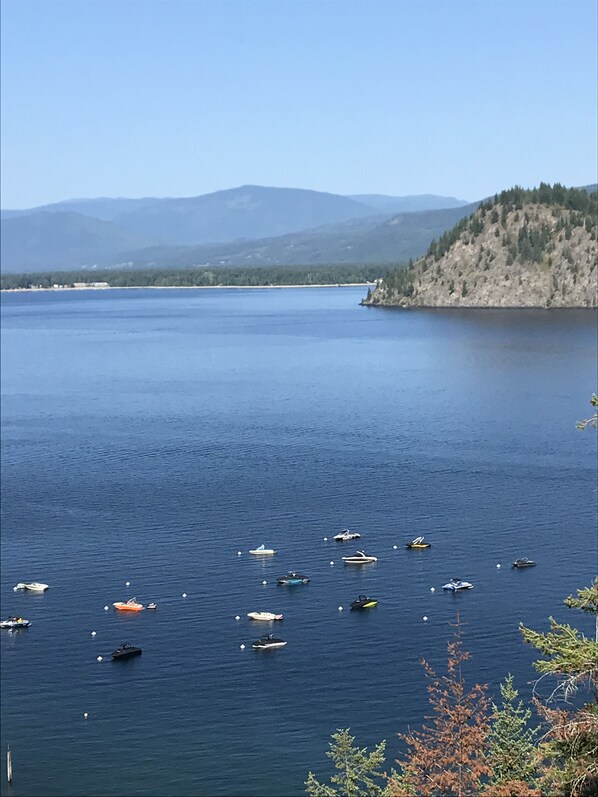 Gorgeous views of the Shuswap and Copper Island from the private hot tub! 