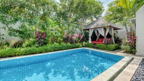 KEJORA 18 4BR FAMILY BEACHFRONT VILLA  SANUR (492)