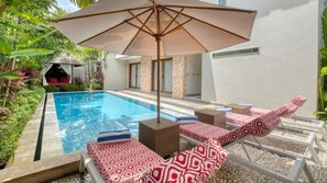 KEJORA 18 4BR FAMILY BEACHFRONT VILLA  SANUR (491)