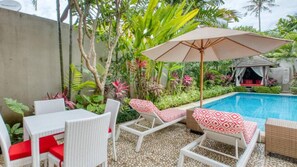 KEJORA 18 4BR FAMILY BEACHFRONT VILLA  SANUR (488)