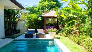 Romantic Pool Villa – 1BR Athena 2 (196)