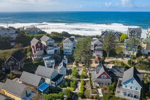 A short walk from Olivia Beach Oasis 