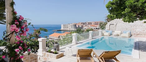 Elegant Dubrovnik Villa | 5 Bedrooms | Villa Dubrovnik Supila | Private Heated Pool & Amazing Sea Views