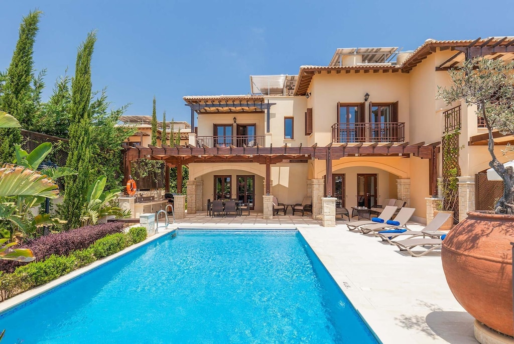Picture of villa