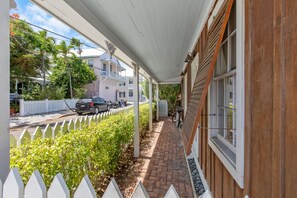 Private front porch