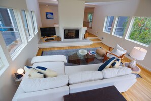 Living room looking towards kitchen