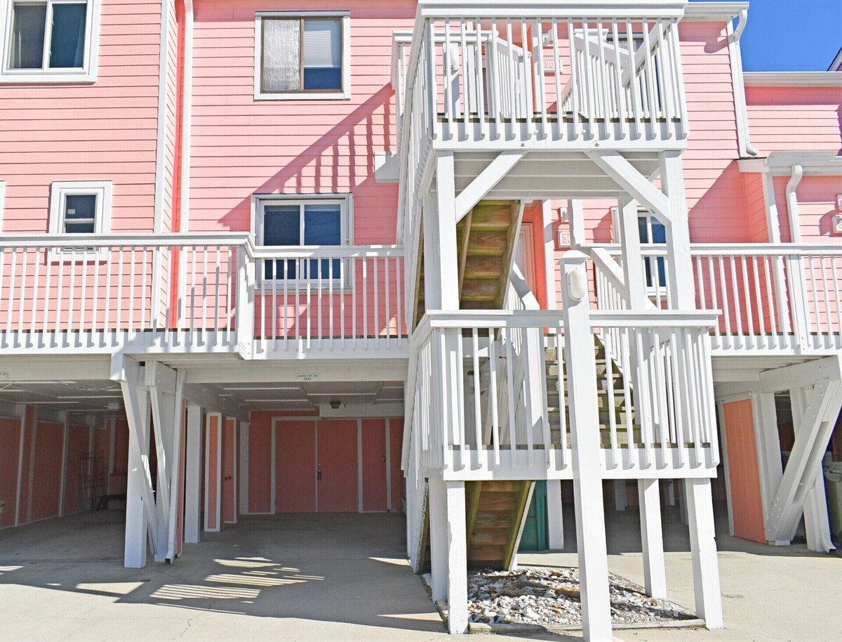 Updated Oceanfront condo with covered deck, indoor and outdoor pools.