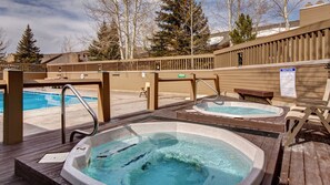 2 Communal Hot Tubs