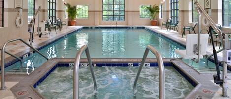 Enjoy excellent on-site amenities, including the shared hot tub.