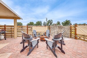 Patio | Fire Pit