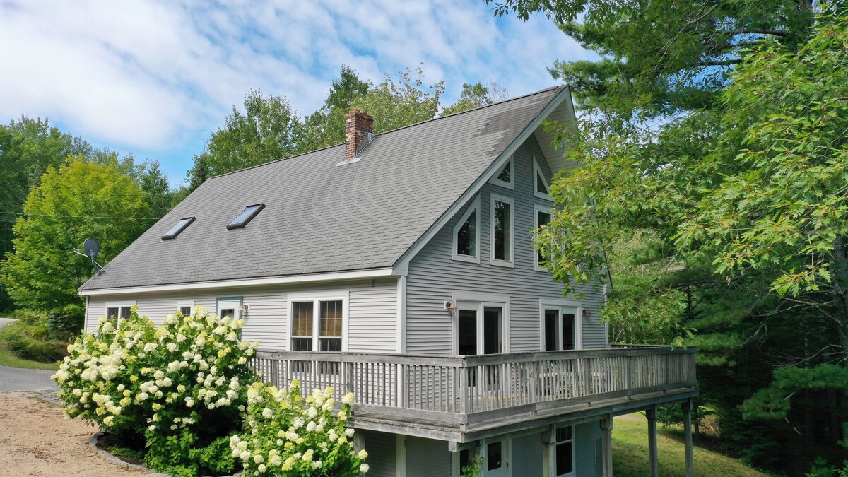 Coveside -3 bed 2 bath Oceanview in Surry, Maine near Acadia Natl Park