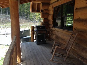 Front Porch: Now has a "Pit Boss" pellet grill, Hot tub broken