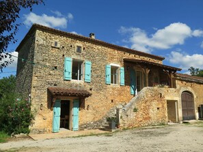 Ciel, Nuage, Plante, Fenêtre, Bâtiment, Lot Terre, Porte, Arbre, Façade