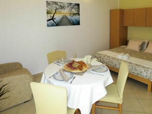 Room, Furniture, Property, Table, Interior Design, Wall, Living Room, Bedroom, Yellow, Comfort