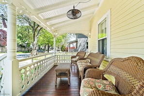 1st floor front porch