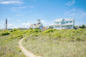 Exterior - Oceanfront / Beach Access