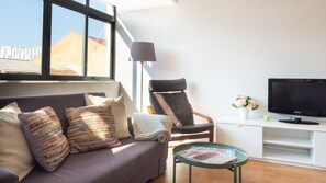 Enjoy the complementary Wi-Fi, available troughout the apartment #freeWi-Fi #portugal #pt #lisbon