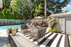 Relax and enjoy in your own private/outdoor recreational area!