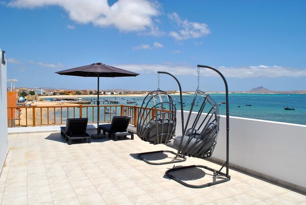 Sundeck