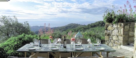 Propiedad, Casa, Bienes Raíces, Edificio, Cielo, Restaurante, Mesa, Vacaciones, Habitación, Montaña