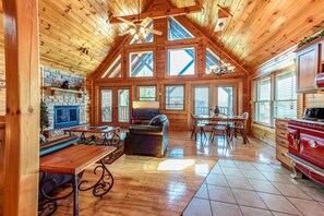 Open Floor Plan with Floor-to-Ceiling Windows