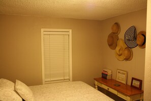 1st room queen size bed 11.5 x 9 - small closet space with hangers