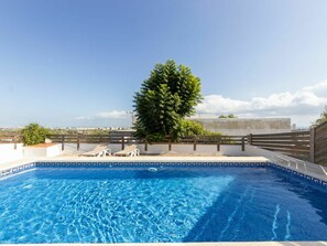 Water, Sky, Plant, Property, Swimming Pool, Blue, Rectangle, Azure, Cloud