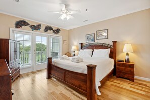 Bedroom 1 - Master Bedroom Suite