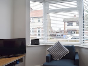 Comfy living room | Sapphire Cottage, Lowestoft