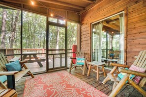 Screened Deck