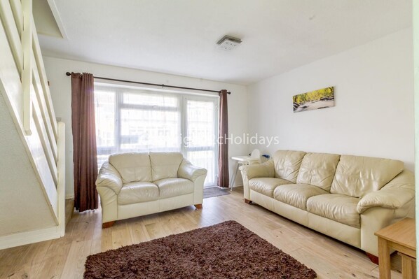 Very spacious and comfortable lounge to relax in