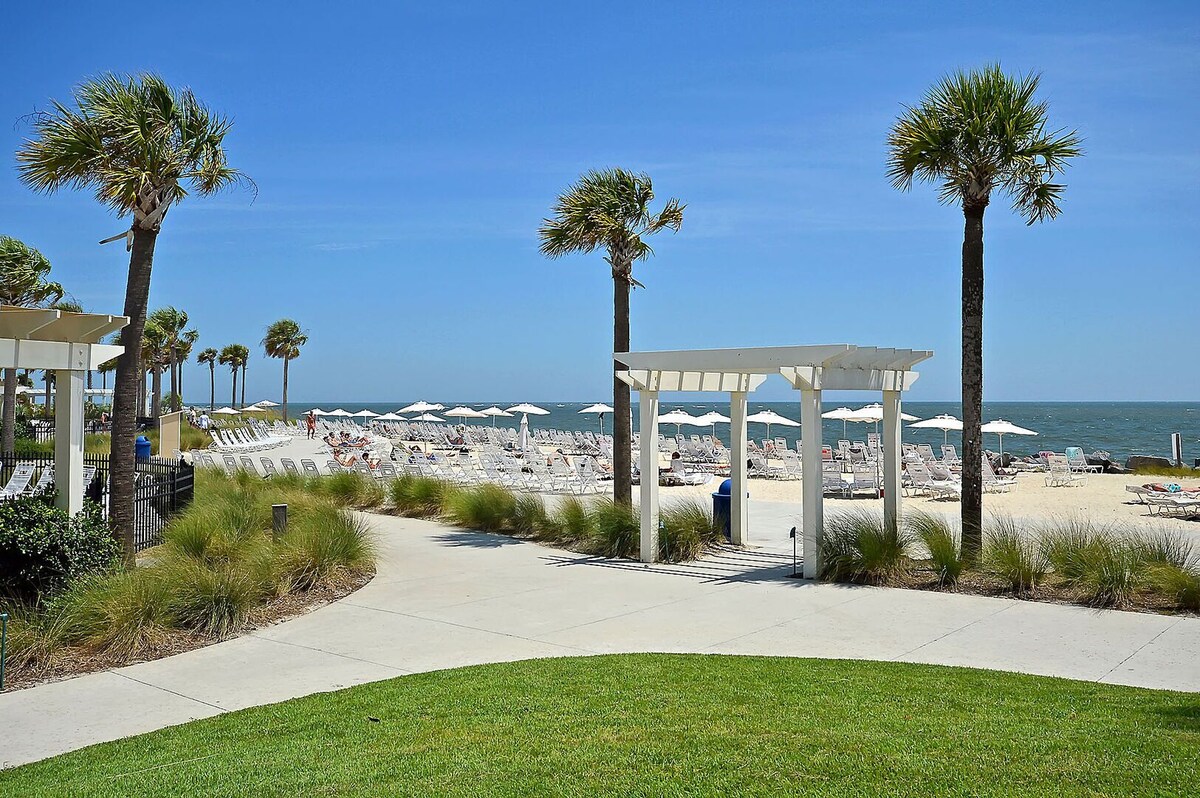 PET FRIENDLY Pelican Watch Unit – Seabrook Island! GREAT LOCATION!