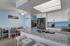 Kitchen (4)