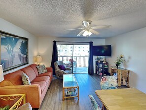 Living Room - Balcony Access, Ocean Views, Sleeper Sofa + TV