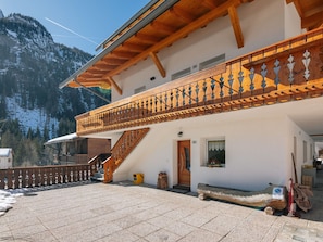 Holz, Balkon, Holzbeize, Veranda, Geländer, Hartholz, Baluster, Daylighting, Holz