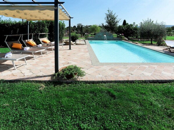 Swimming Pool, Grass, Property, Backyard, Lawn, Yard, House, Real Estate, Flooring, Tile